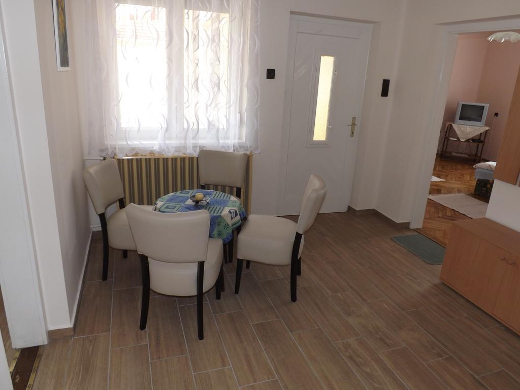 Ferienwohnung Fagyoengy Sárvár Zimmer foto
