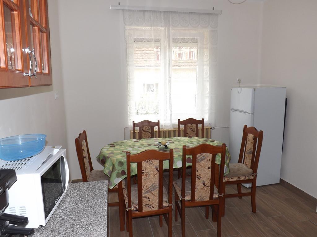 Ferienwohnung Fagyoengy Sárvár Zimmer foto